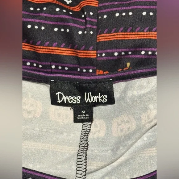 EUC Dressworks Orange and Purple Halloween Graphic Dress size medium - Picture 9 of 9